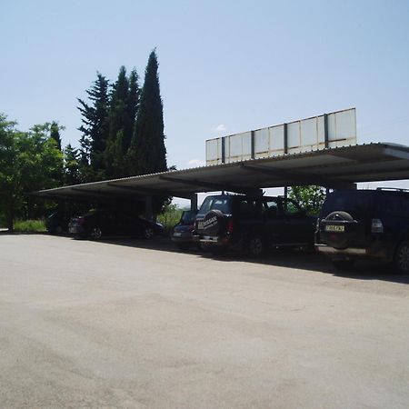 Hotel Manzanares Buitenkant foto