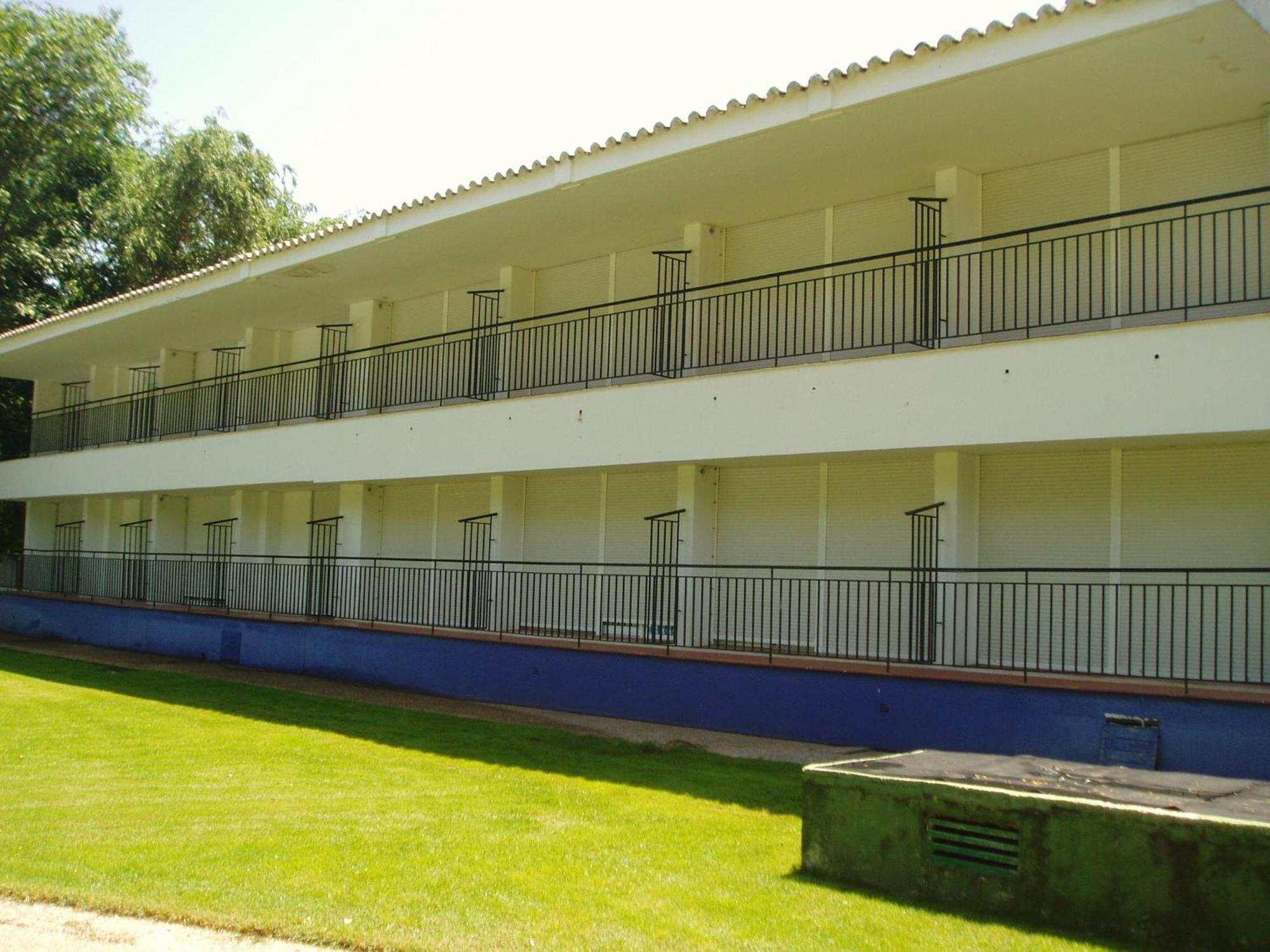 Hotel Manzanares Buitenkant foto