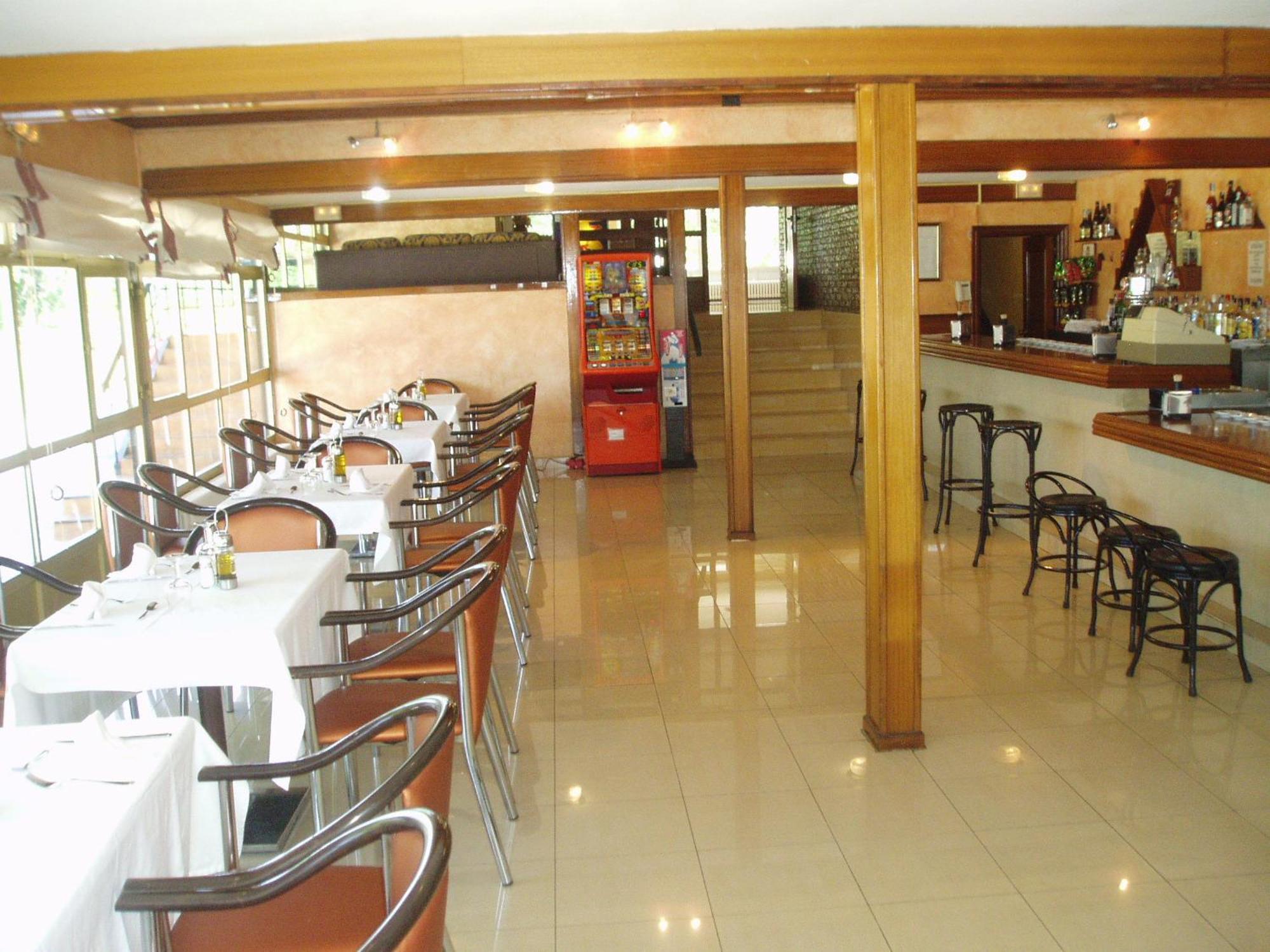 Hotel Manzanares Buitenkant foto