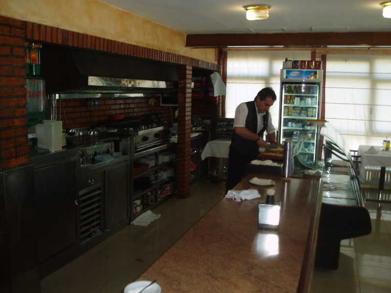 Hotel Manzanares Buitenkant foto